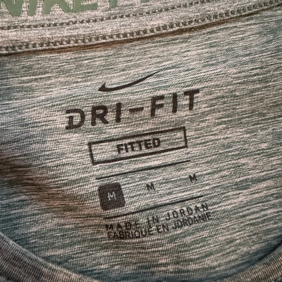 16 Men’s Dri Fit shirts - Picture 3 of 14